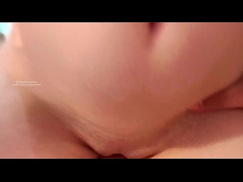 ❤️ E moe ana i loko o ka lumi o koʻu kaikuahine a pēlā wau i ala ai ❤️❌ Sluts ma haw.hentai-id.ru ️❤